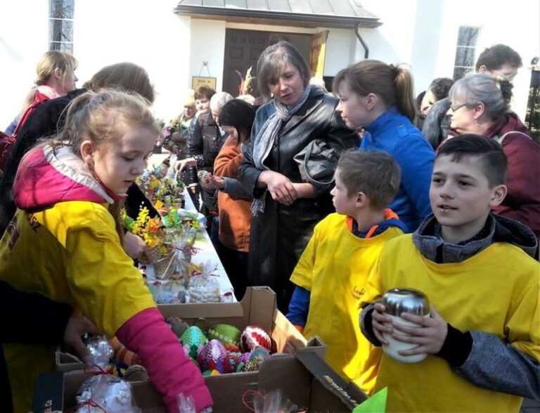 Młodzież podejmuje dzieła miłosierdzia