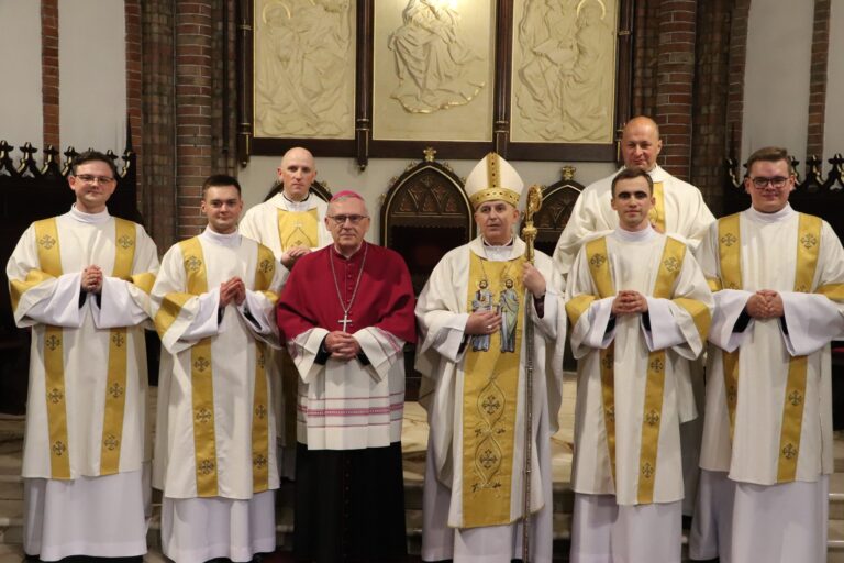 Kościół patrzy na was z nadzieją