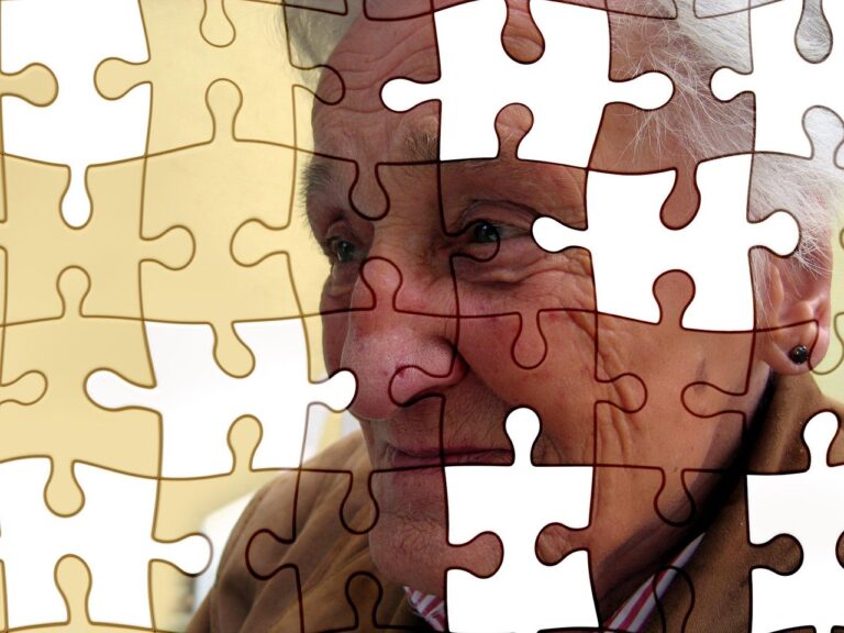 Uprzedzić alzheimera