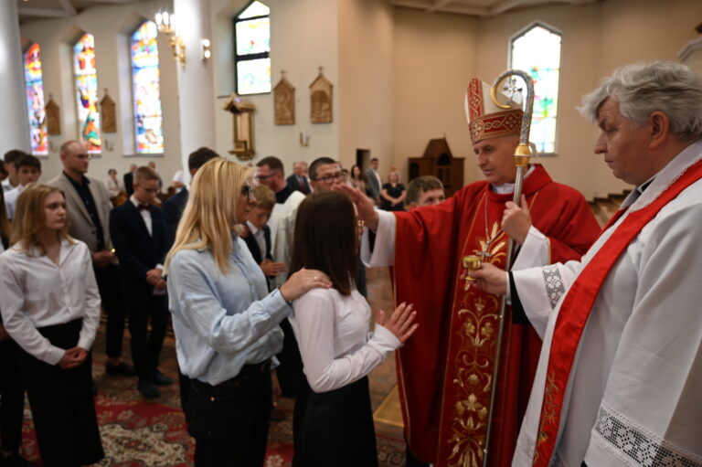 Prowadzi nas św. Jan Paweł II