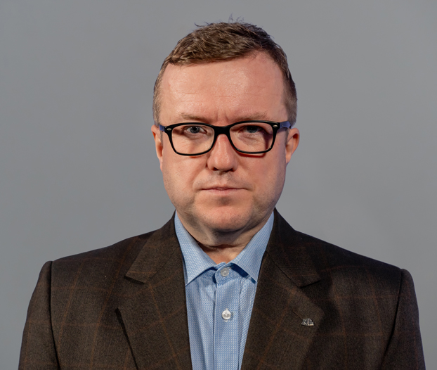 Kreml uderza dronem, AI propagandą