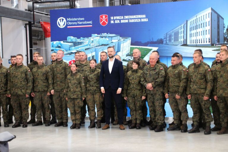 Ponad miliard dla Żelaznej Dywizji