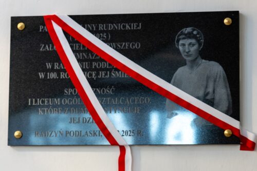 Uhonorowana w murach szkoły