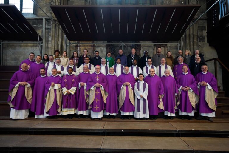 Polska – siłą Żywego Różańca