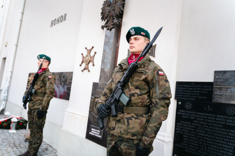 Prawda nie zginęła w dołach śmierci