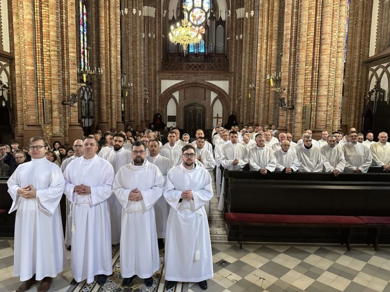 Od szkoły do posługi