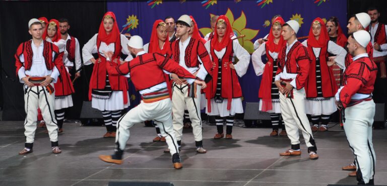 Z różnych stron świata